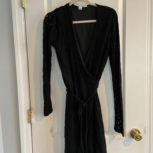 Diane Von Furstenberg Size L open knit wrap